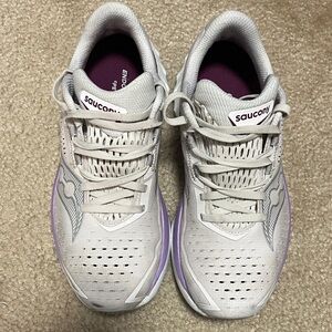 Saucony Endorphin Speed 4. Size 7.